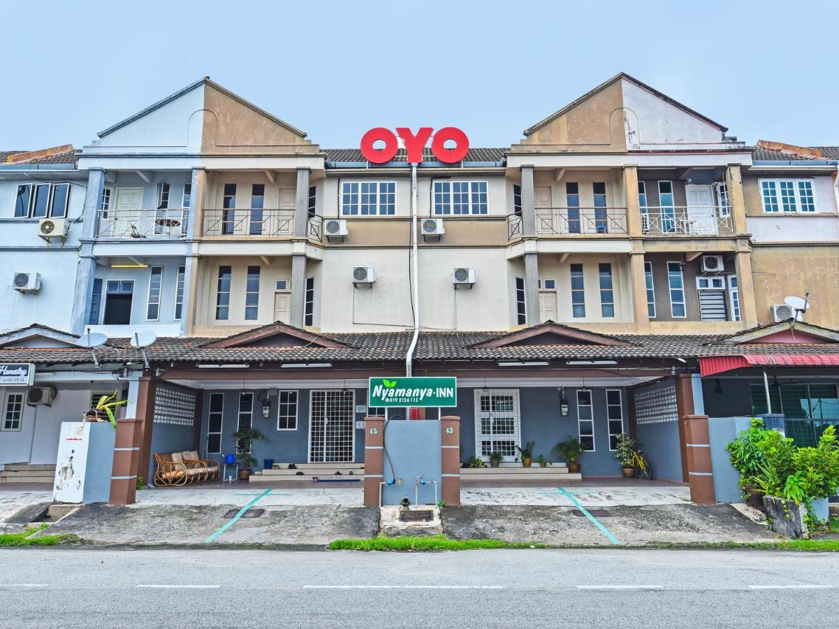 Oyo 90363 Nyamanya Inn Kuantan Exteriér fotografie