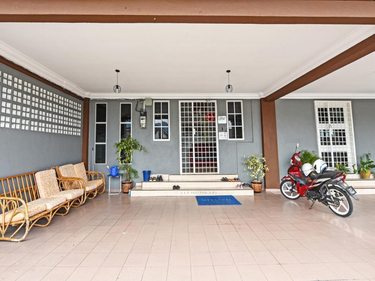 Oyo 90363 Nyamanya Inn Kuantan Exteriér fotografie
