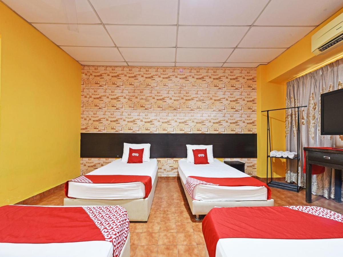 Oyo 90363 Nyamanya Inn Kuantan Exteriér fotografie