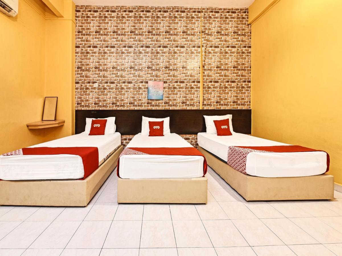Oyo 90363 Nyamanya Inn Kuantan Exteriér fotografie